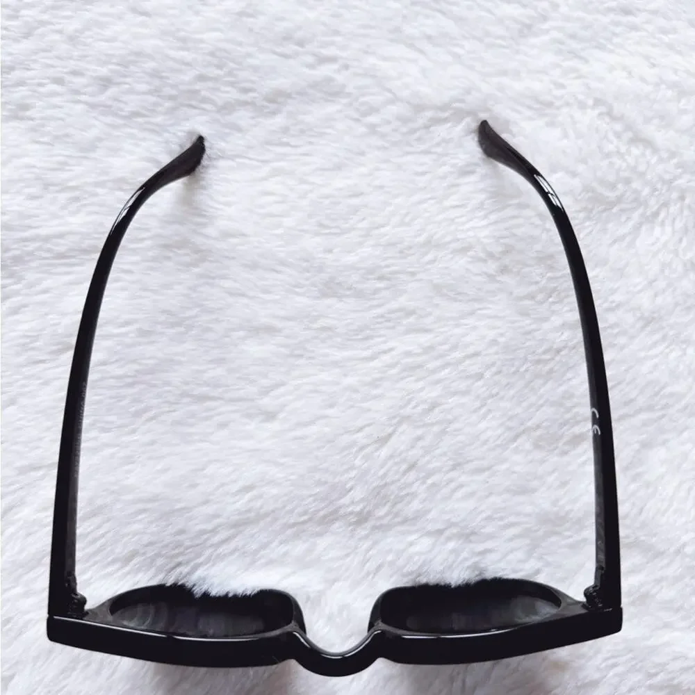 Paige Black Round Sunglasses